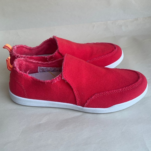 Vionic Vibrant Red Slip-On Flats - Picture 7 of 16